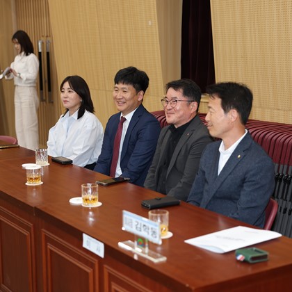 2024년도 장학(포상) 증서 수여식 장학회 이사진