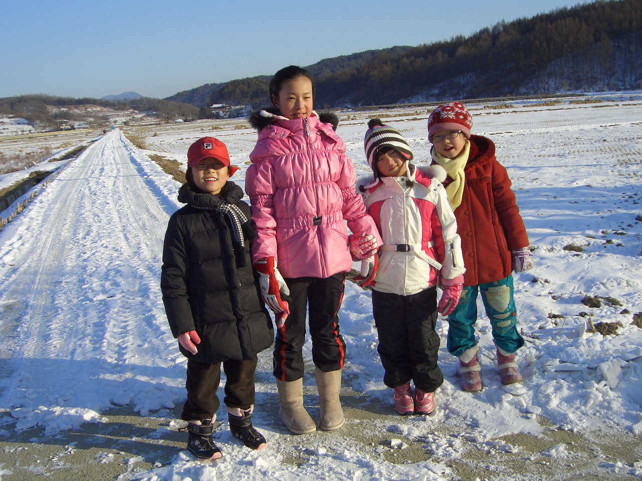 복천마을에서 복천앞들과 병암정을 뒤로하고